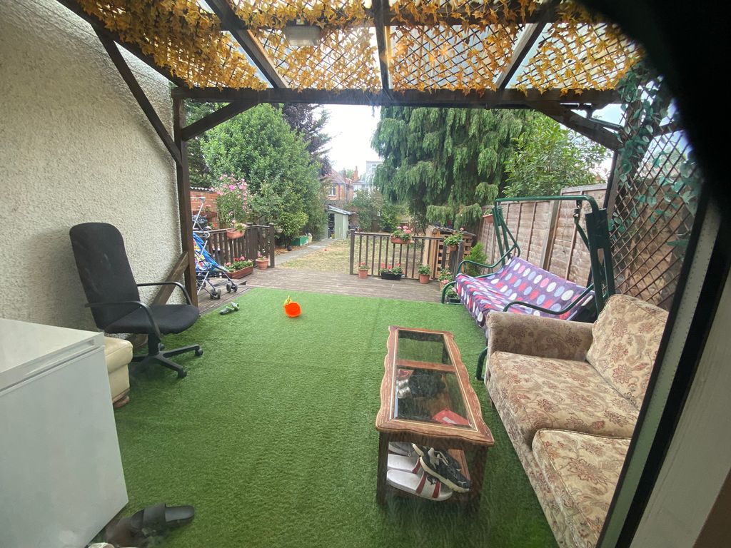 Property photo 1 of 30