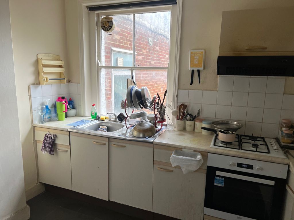 Property photo 3 of 3