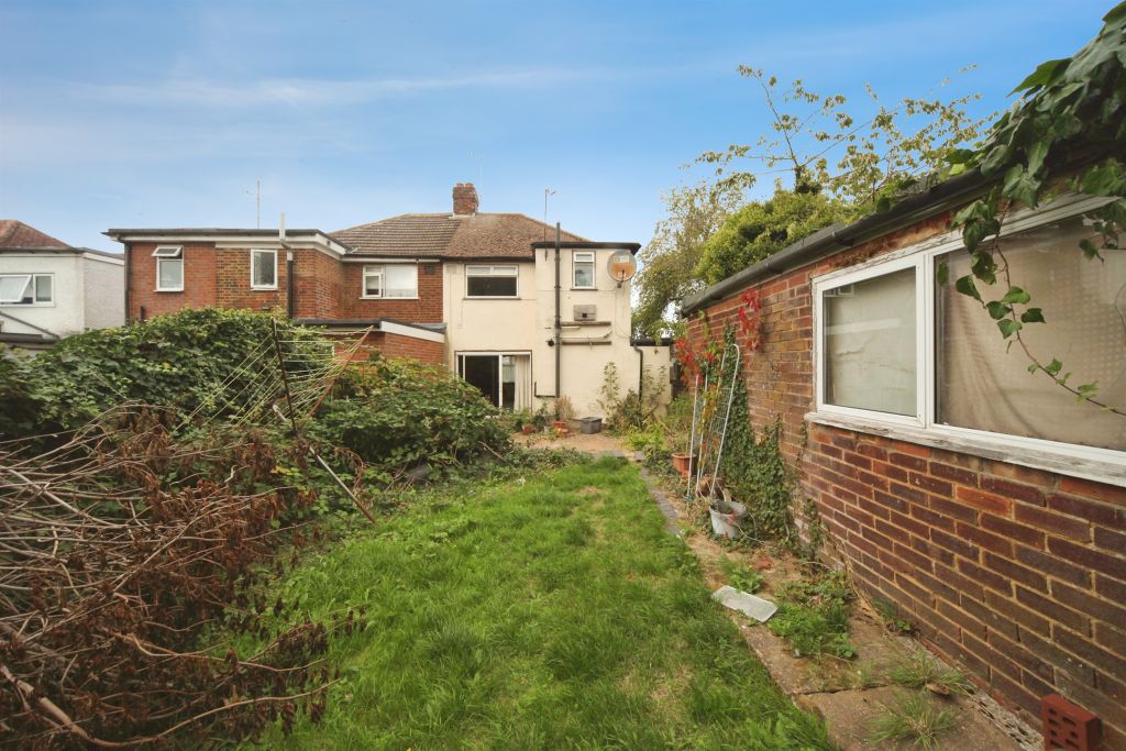 Property photo 2 of 12
