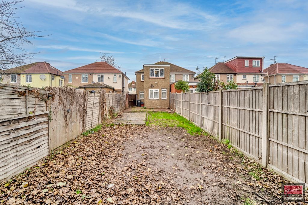 Property photo 1 of 15 Dsc01354