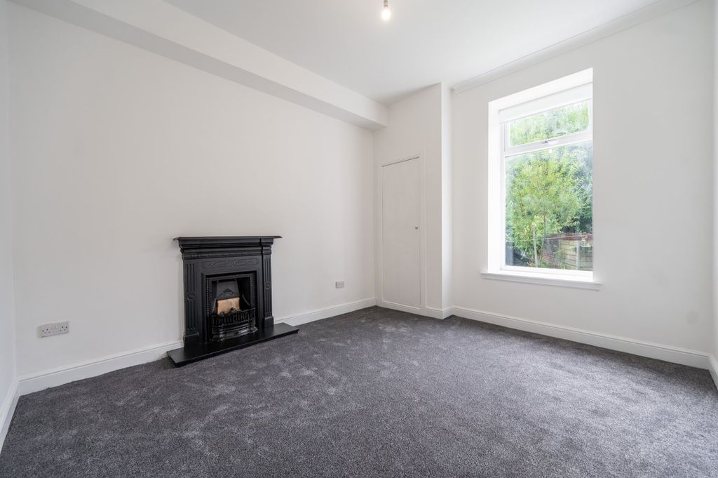 Property photo 2 of 13 Picture No. 04