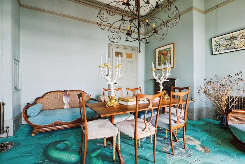 Property photo 3 of 15 Dining Room