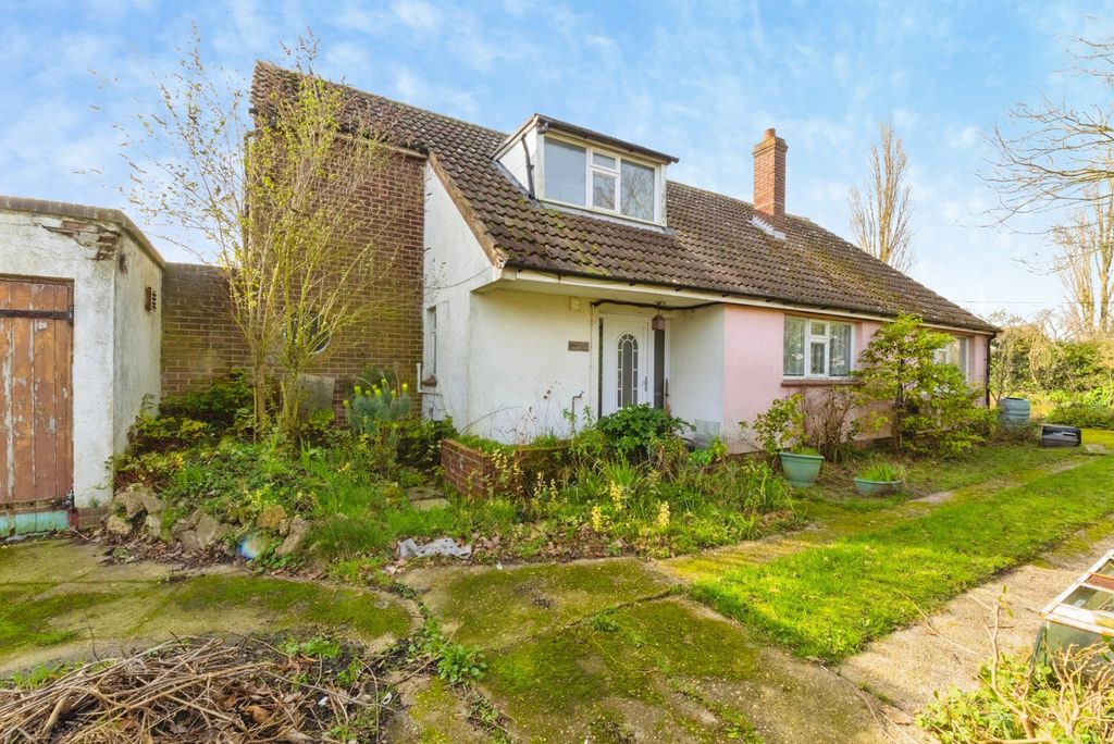 Property photo 1 of 15 Front