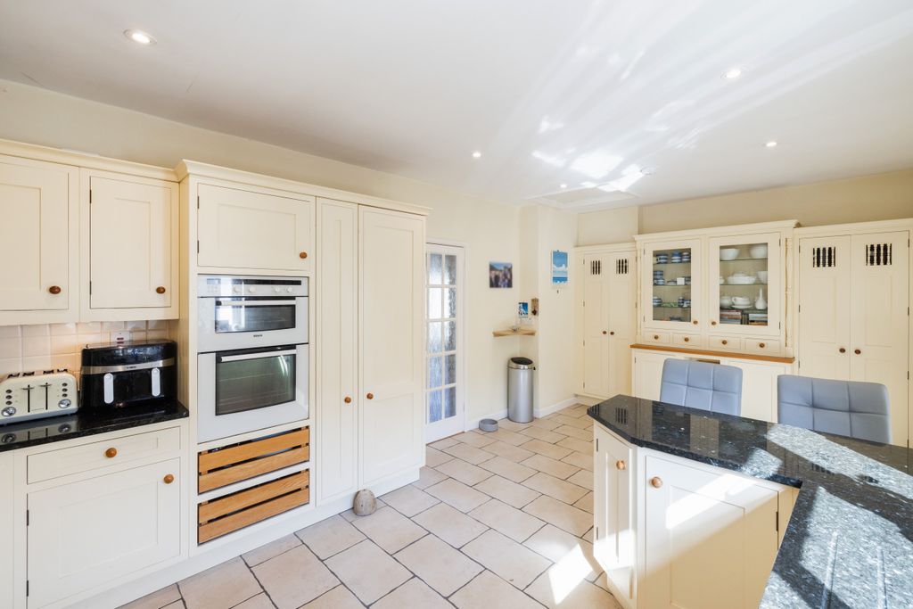 Additional image 13 of 3 bed bungalow for saleBelle Hougue Avenue, Grouville, Jersey JE3