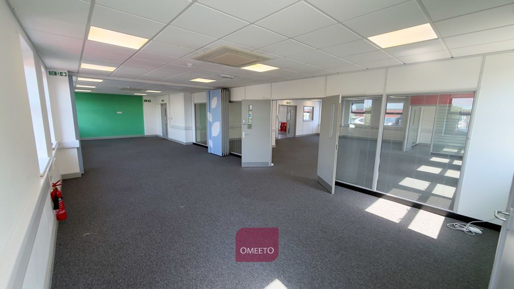 Property photo 3 of 8 Office To Let