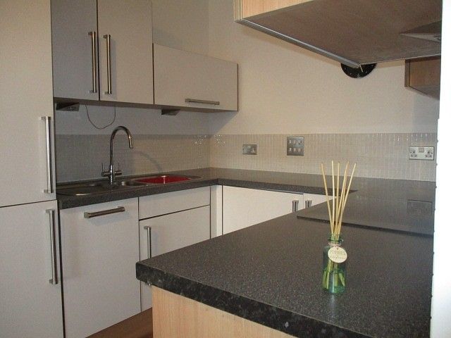 Property photo 2 of 7 (Main)