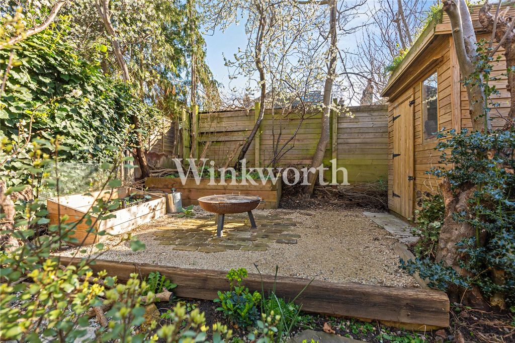 Property photo 3 of 16 Picture No. 04