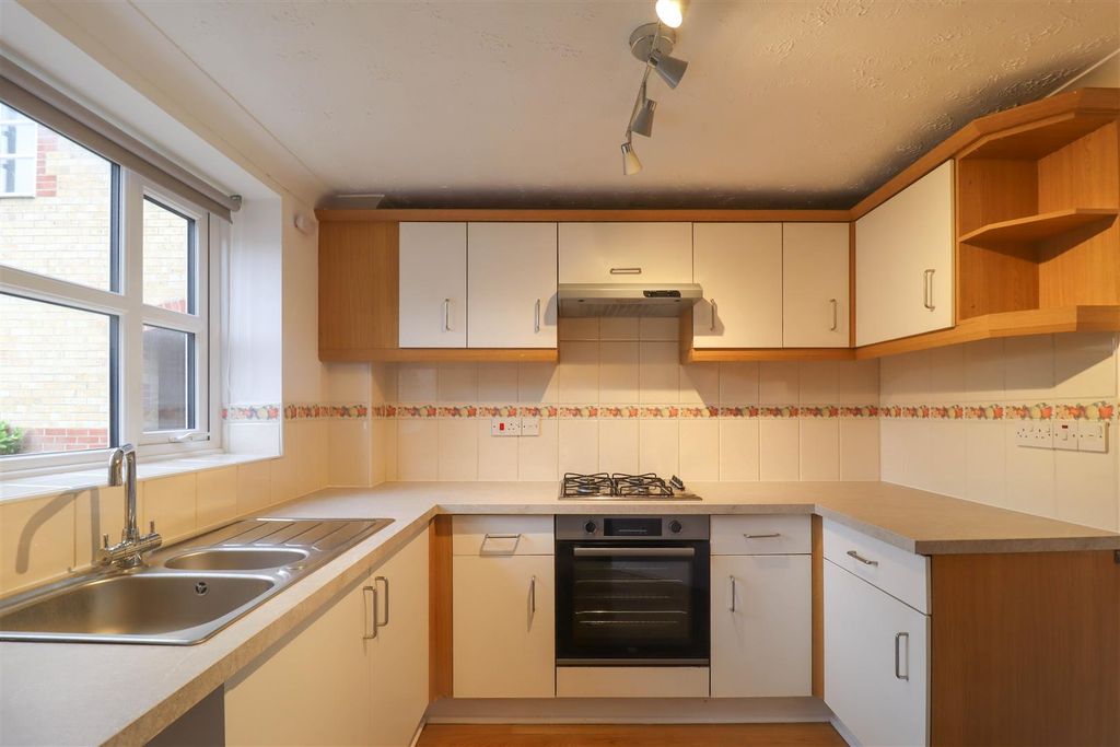 Property photo 2 of 8 Img_1087-1.Jpg
