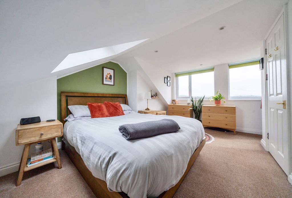 Property photo 3 of 18 1472996 (14).Jpg