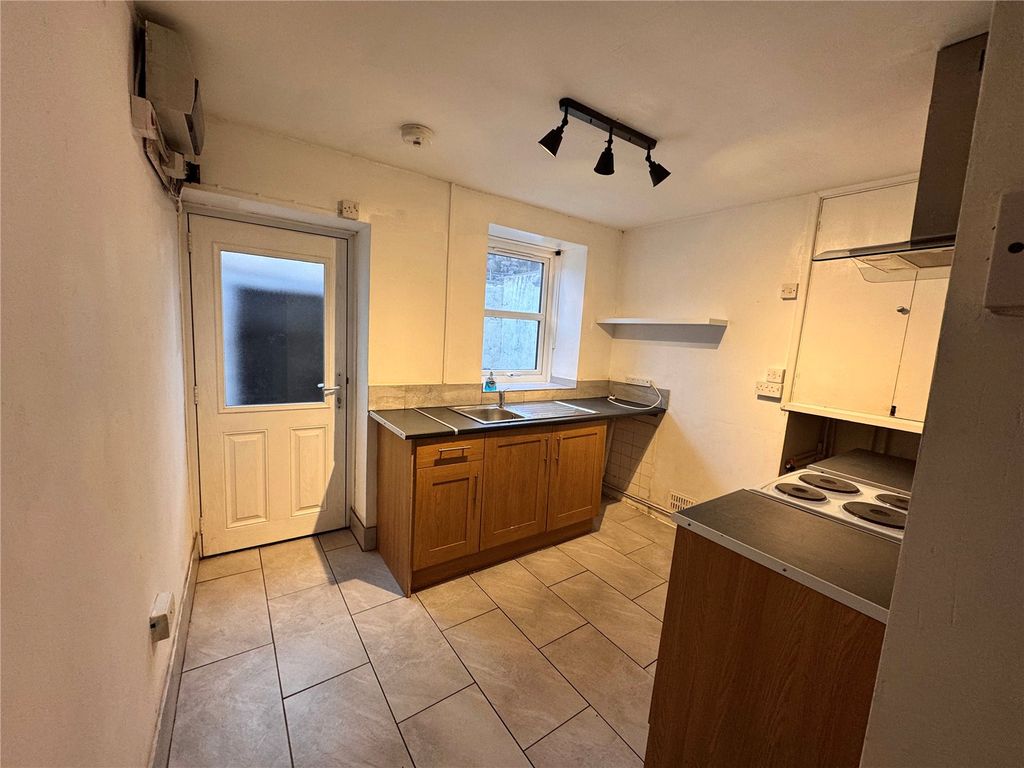 Property photo 3 of 15 Picture No. 08