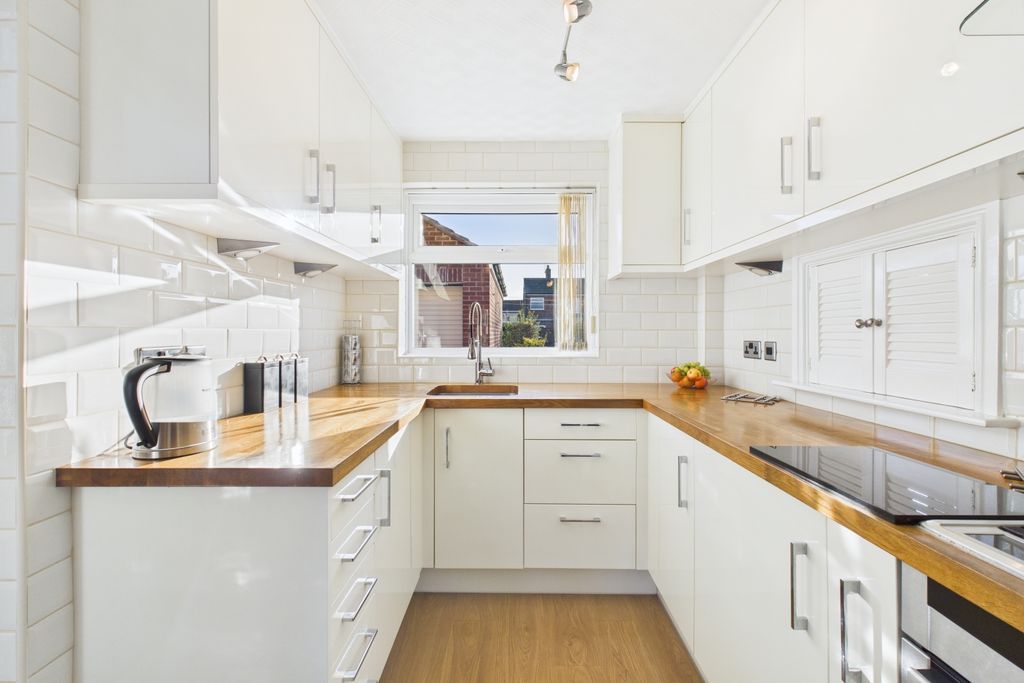 Property photo 1 of 22 Cam03162G0-Pr0369-Still013