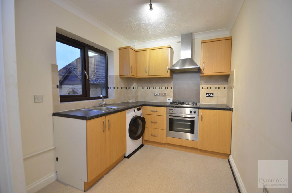Property photo 3 of 5