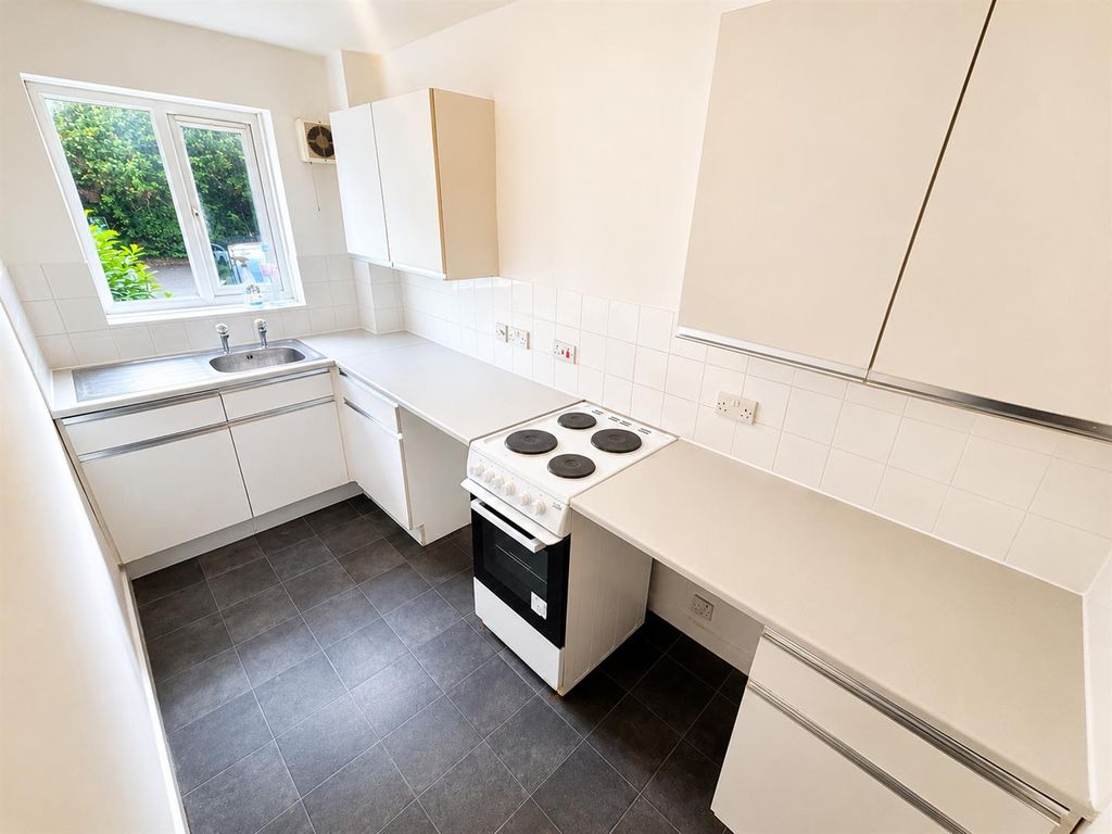 Property photo 2 of 5 Kitchen.Png