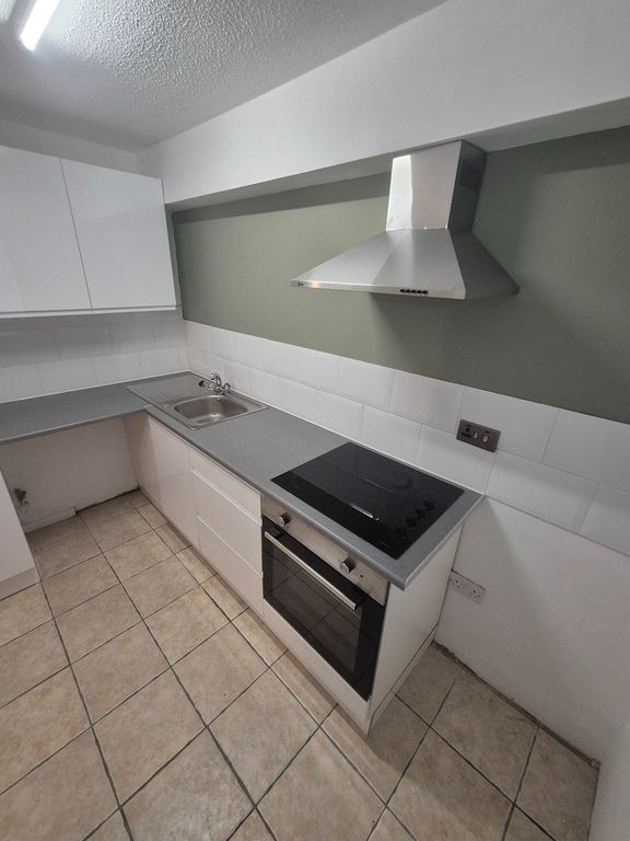 Property photo 3 of 5 Not Specified