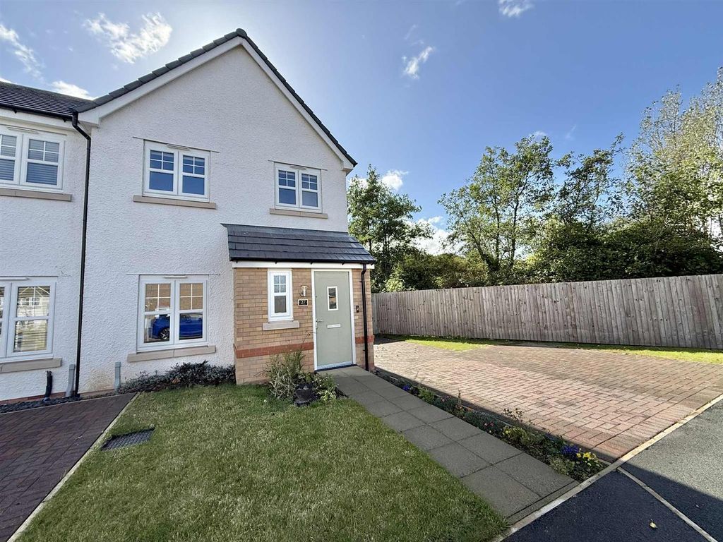 Property photo 1 of 13 Front.Jpg