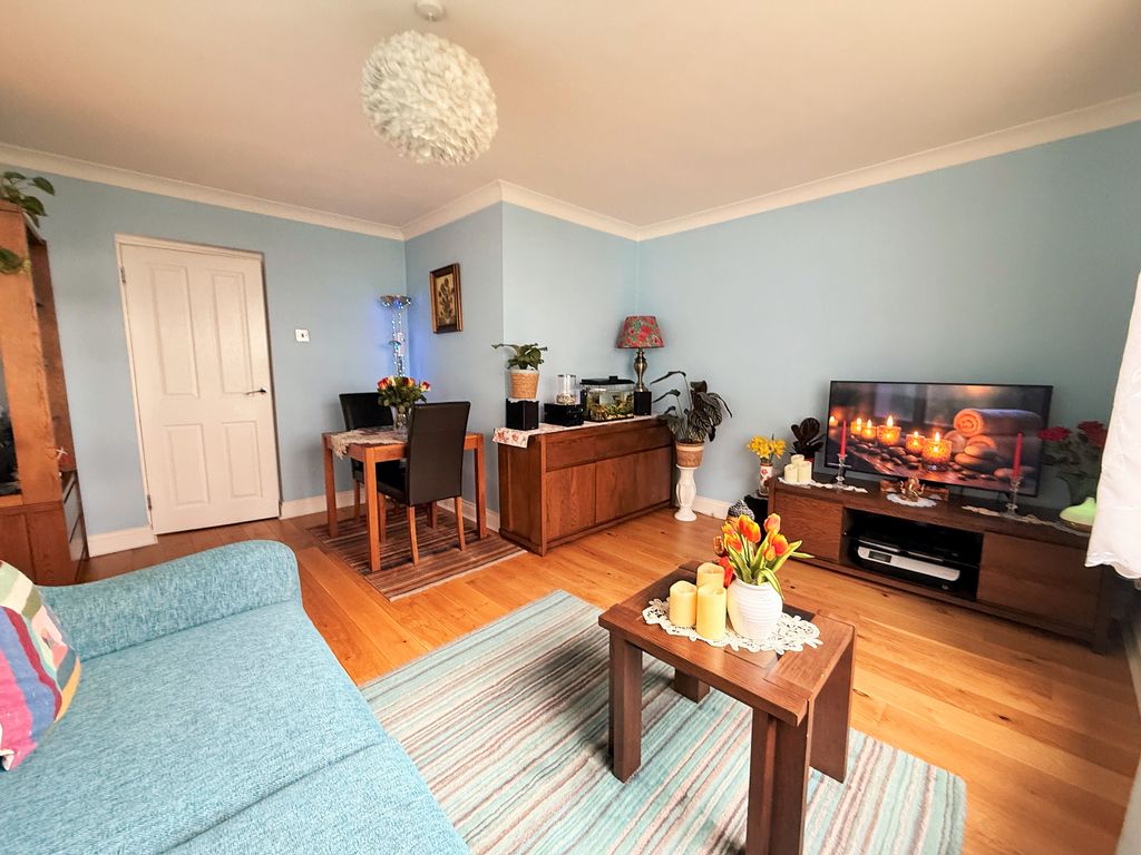 Property photo 1 of 12 Img_0051