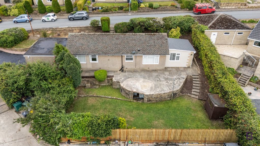 Property photo 1 of 41