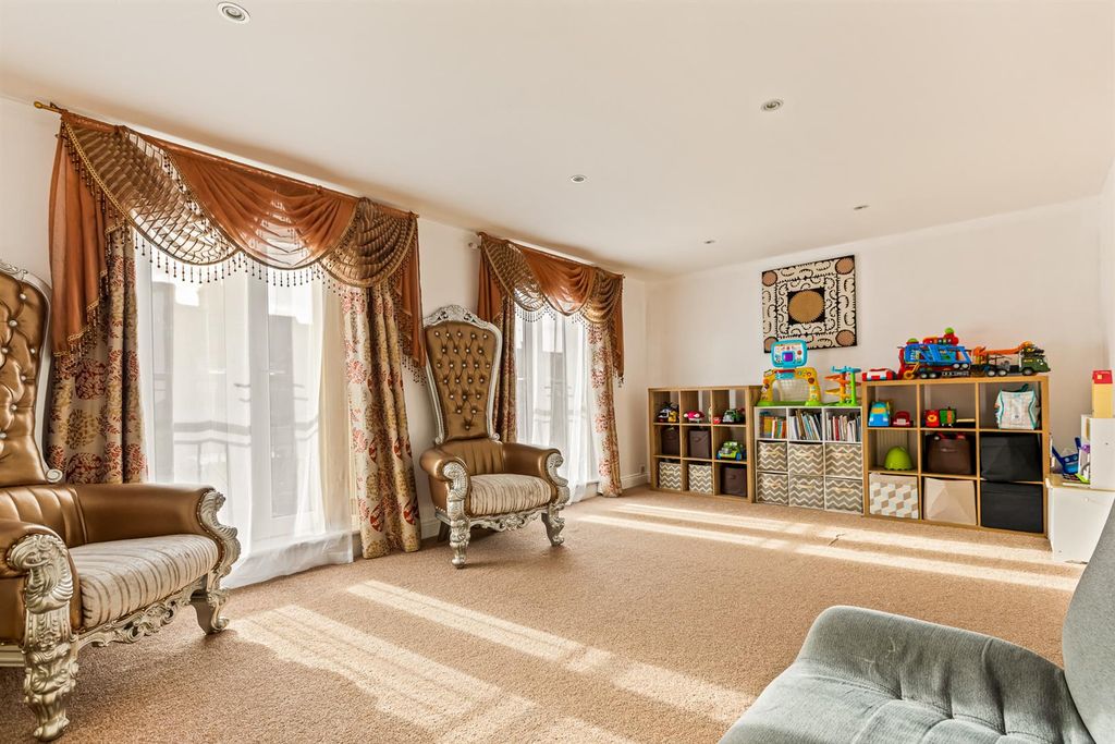 Property photo 2 of 31 Image 12.Jpg