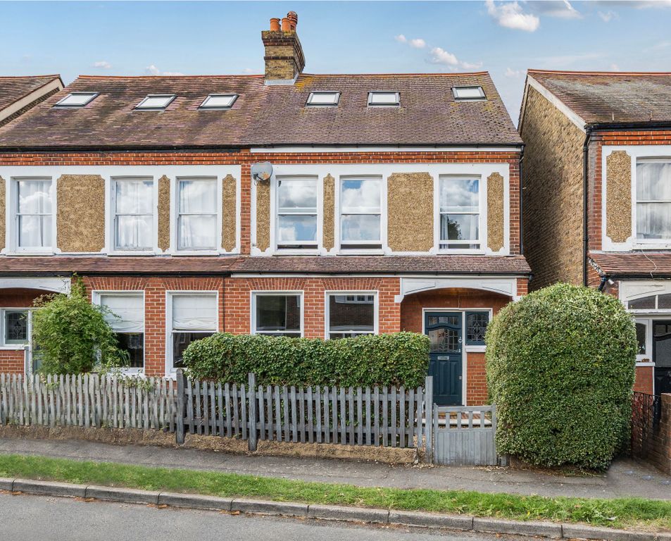 Property photo 1 of 12