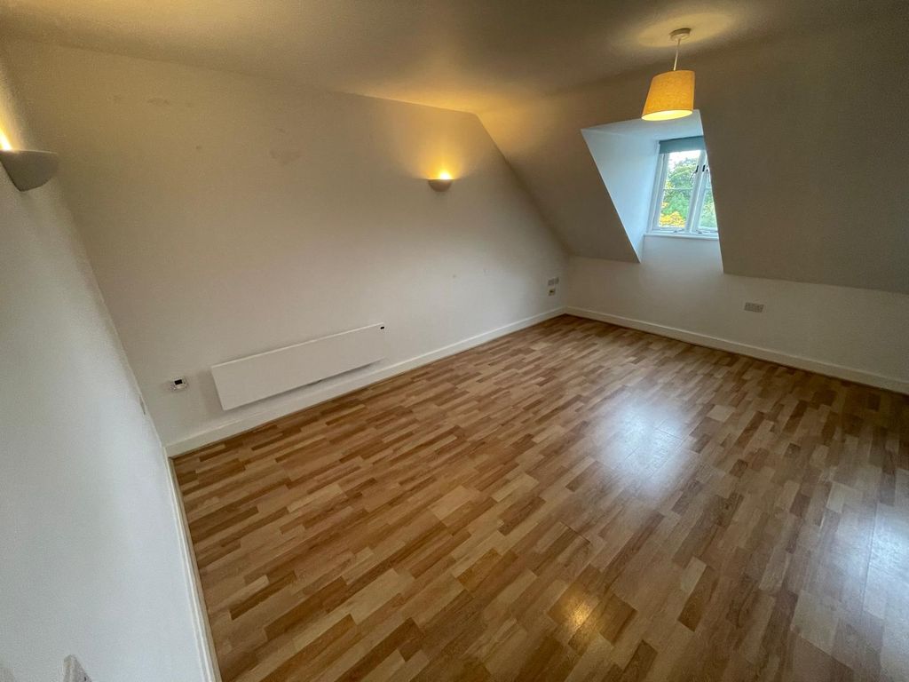 Property photo 3 of 10 Whatsapp Image 2025-10-10 At 13.35.29_c8Eca666