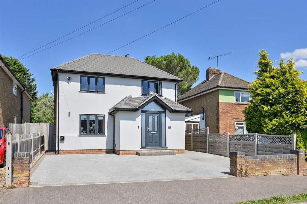 Property photo 1 of 12 7 Marshalls Way-39.Jpg