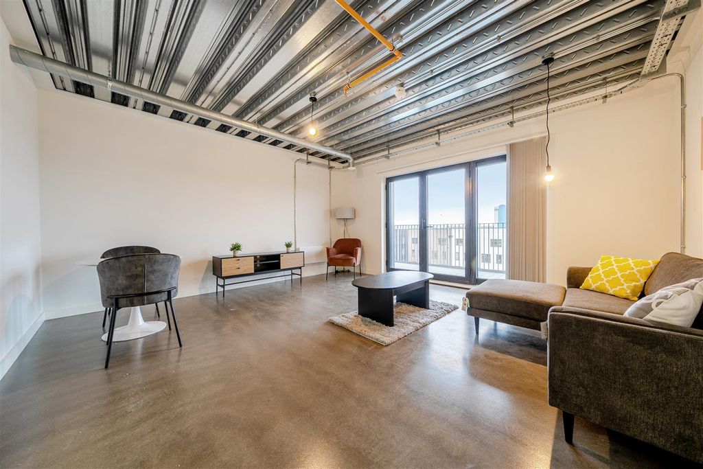 Property photo 1 of 12 1369197-8-68ee33B8ba5c5.Jpg