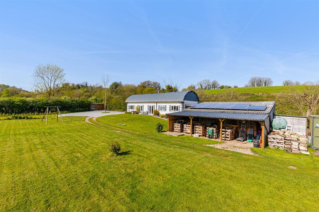 Property photo 2 of 24 A10 - The Meadows Kingskerswell - 260423.Jpg