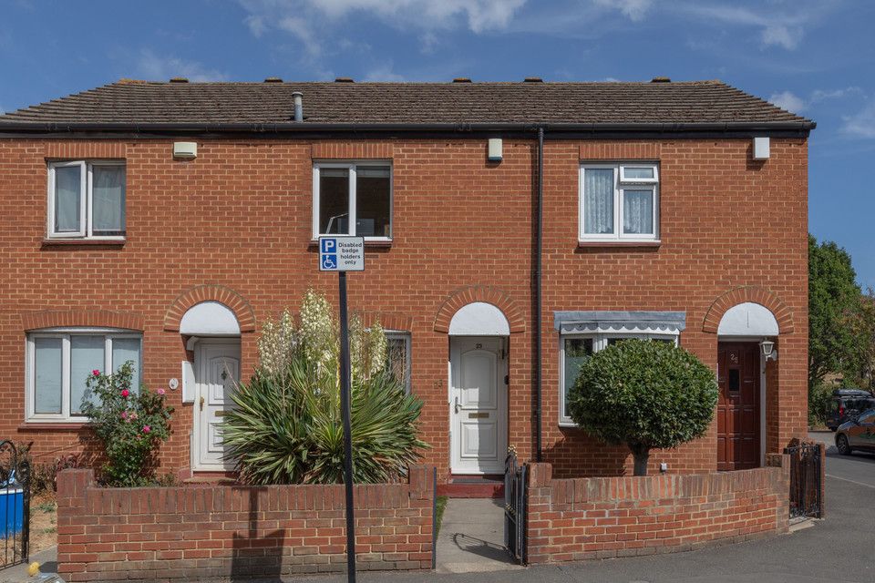 Property photo 3 of 19
