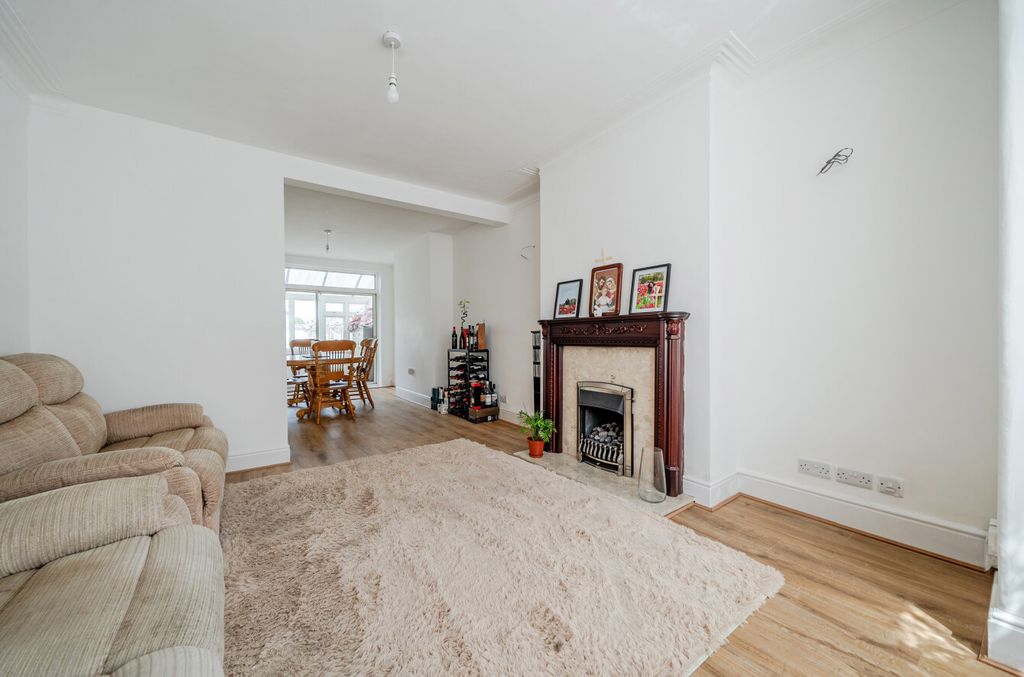 Property photo 3 of 14 1468544-5-6A1879A...