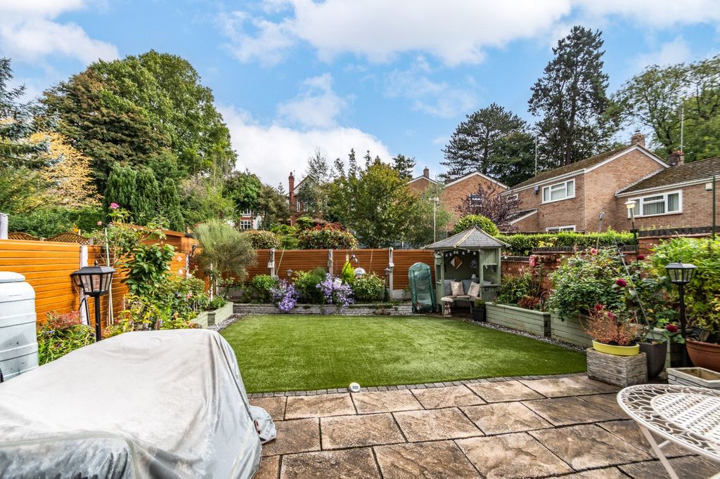 Property photo 2 of 16 Picture No. 15