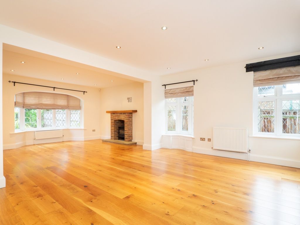 Property photo 2 of 19 Picture 2