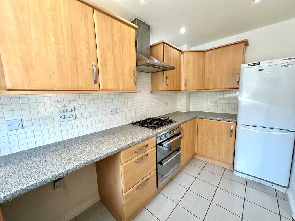 Property photo 3 of 21