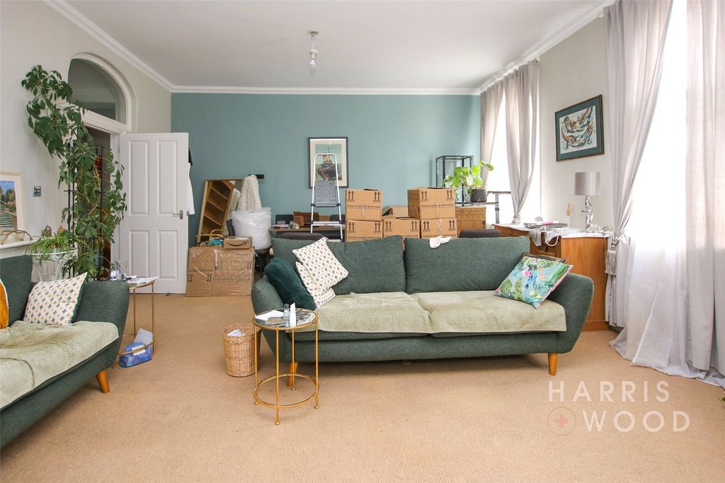 Property photo 3 of 11 Picture No. 10