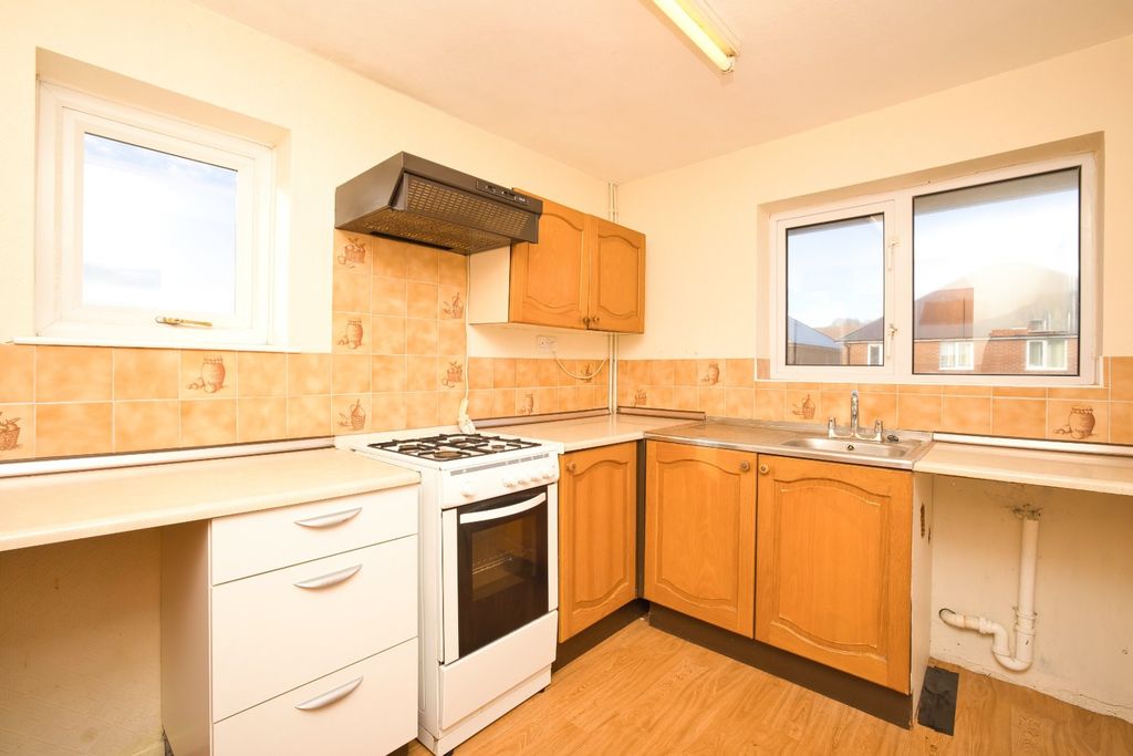 Property photo 3 of 9 Picture 3