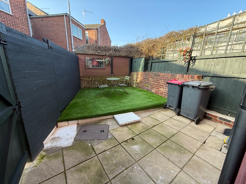 Property photo 2 of 12