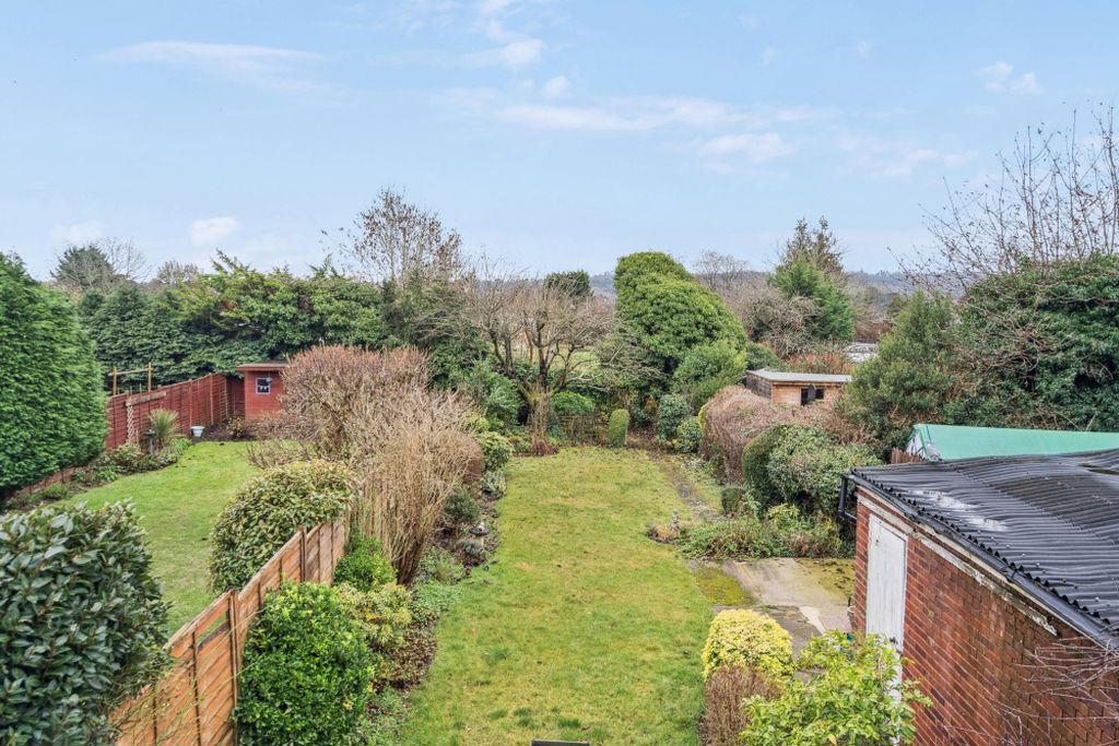 Property photo 2 of 15 Photo 6