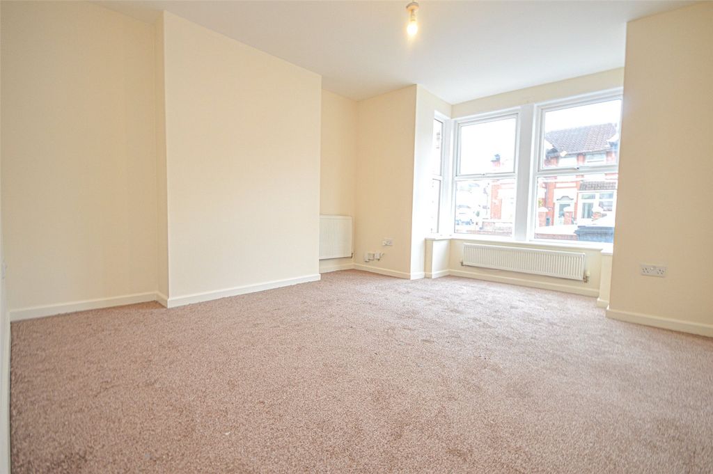 Property photo 2 of 6 Picture No. 02