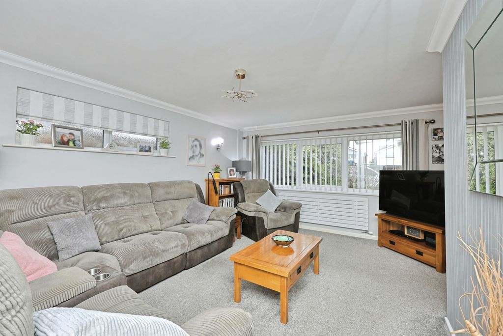 Property photo 3 of 15 Pbox-Img.Jpg