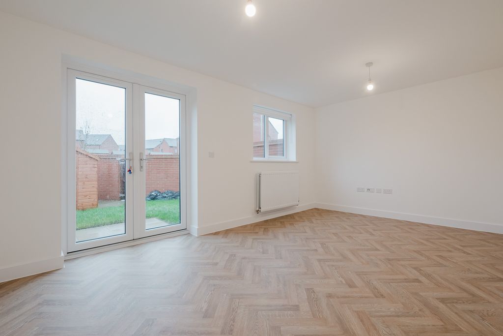 Property photo 1 of 11 Photo