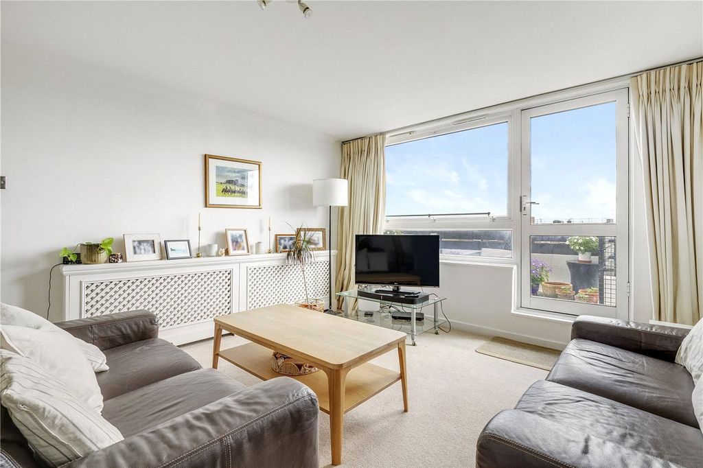 Property photo 1 of 13 Picture No. 05