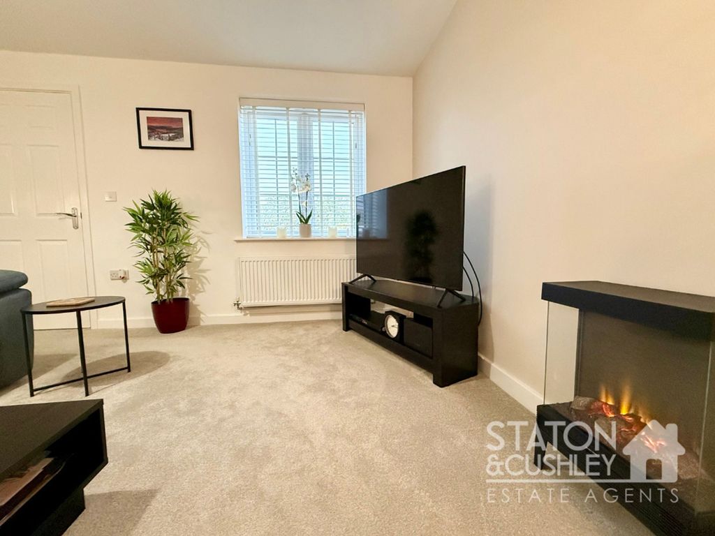 Property photo 3 of 24