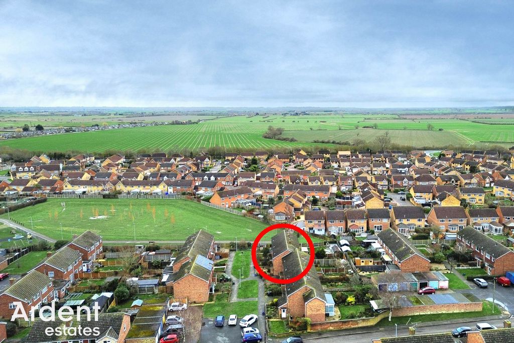 Property photo 2 of 22