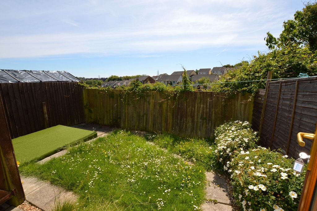 Property photo 2 of 9 2 - Picture No. 03