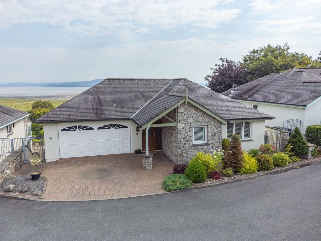 Property photo 1 of 42