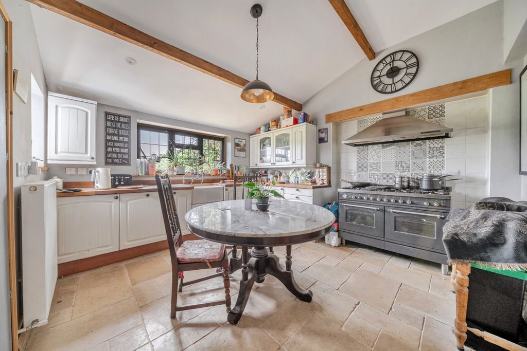 Property photo 2 of 16 1434332-9-69c2838...