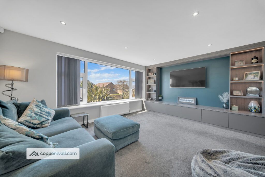 Property photo 2 of 44