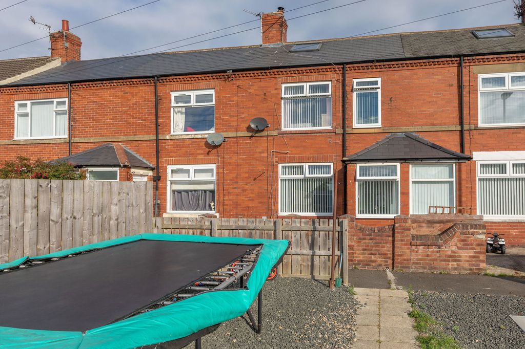 Property photo 1 of 22