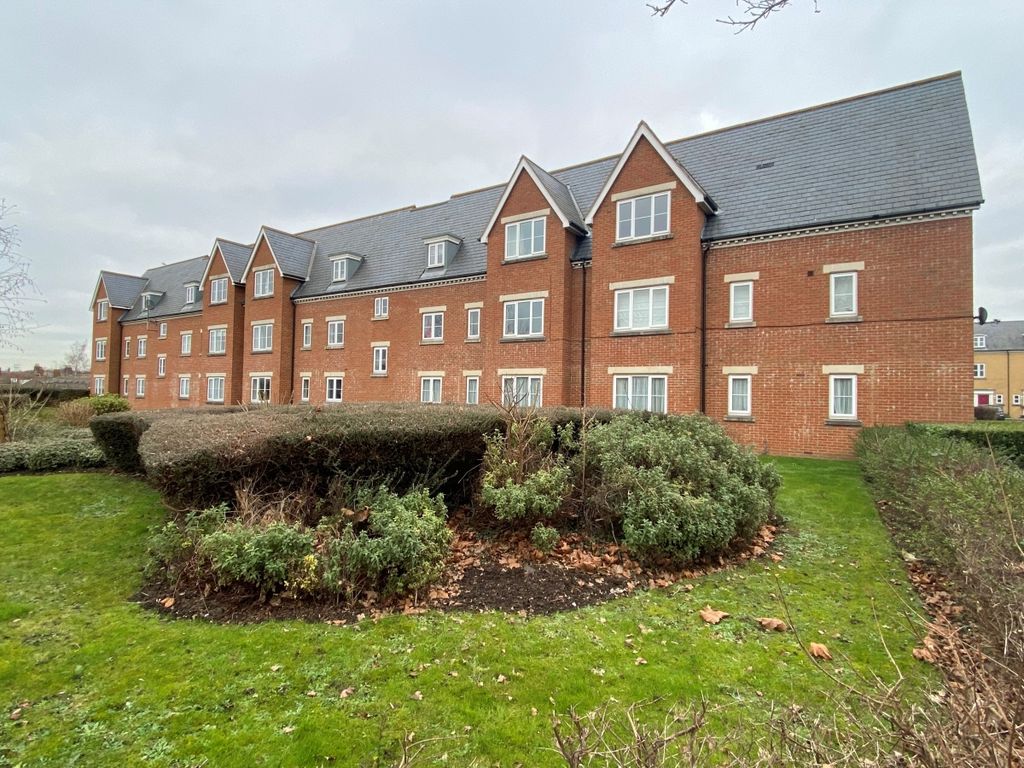 Property photo 1 of 8 Front