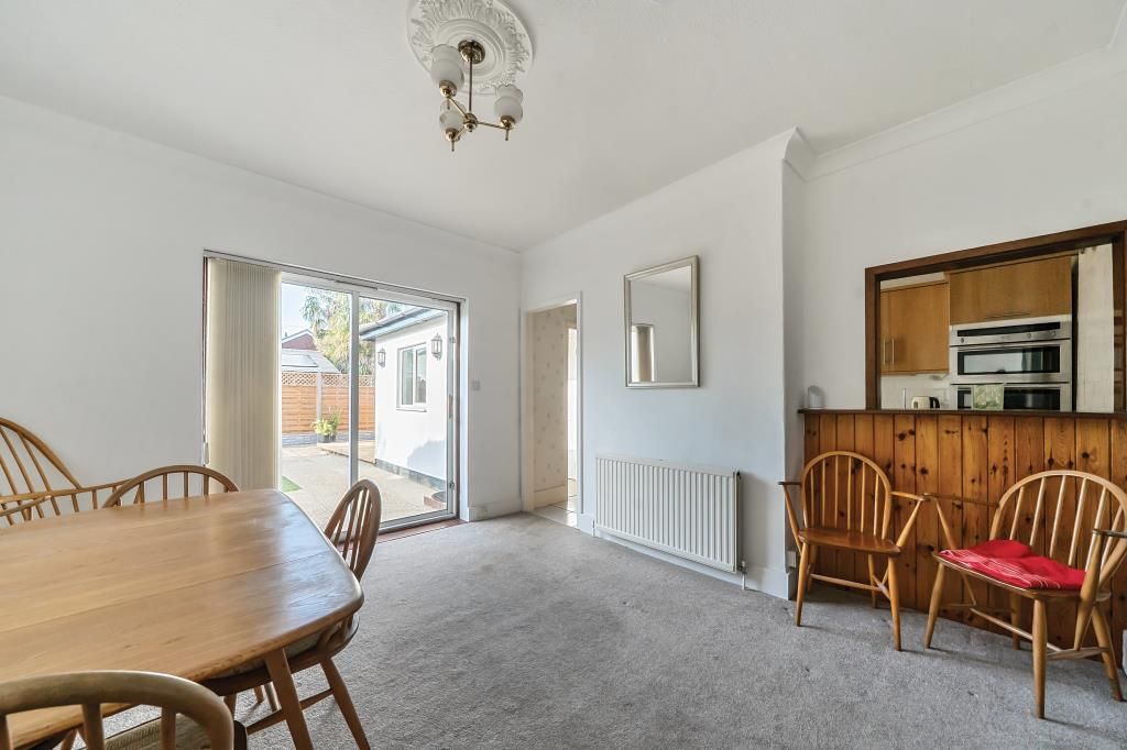 Property photo 3 of 21 Living Room