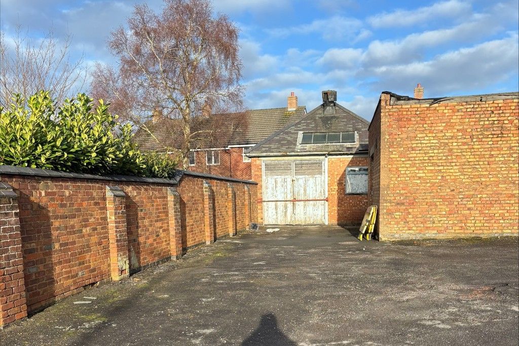 Property photo 1 of 10 Photo 5